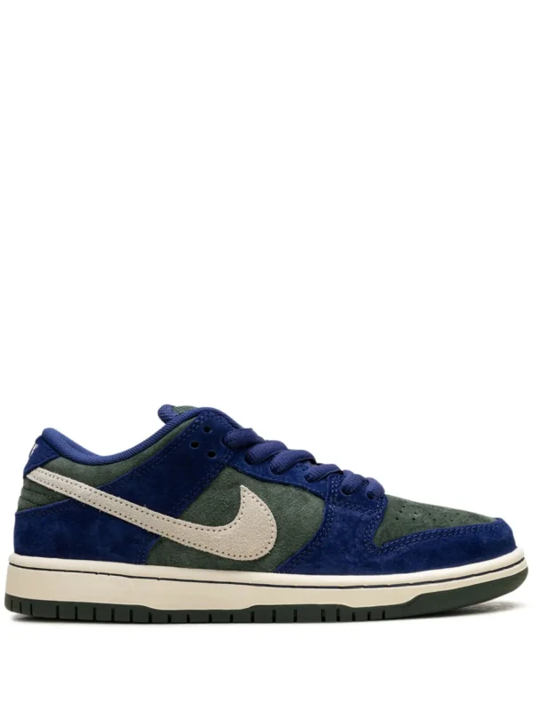 nike sb dunk deep royal blue