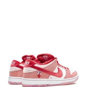 nike sb dunk low strangelove