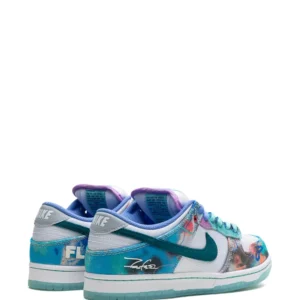 nike x futura laboratories sb dunk low bleached aqua