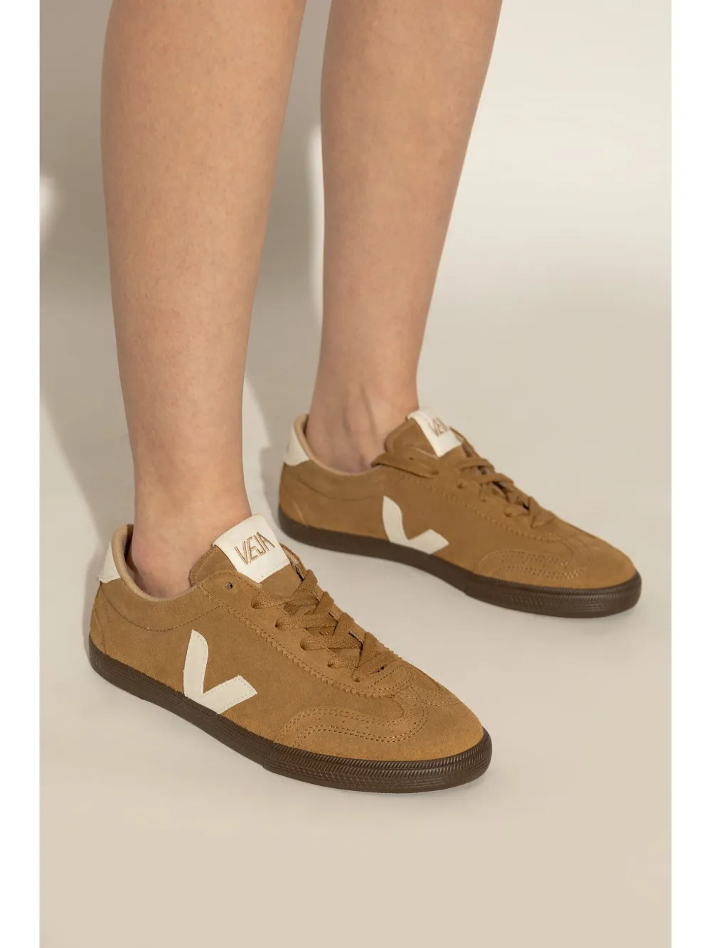 veja volley suede brown