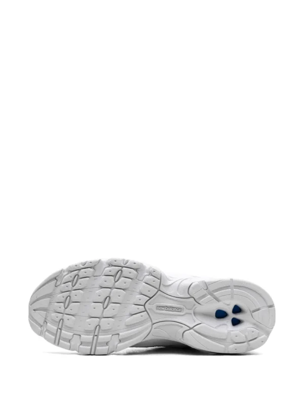 new balance 530 triple white