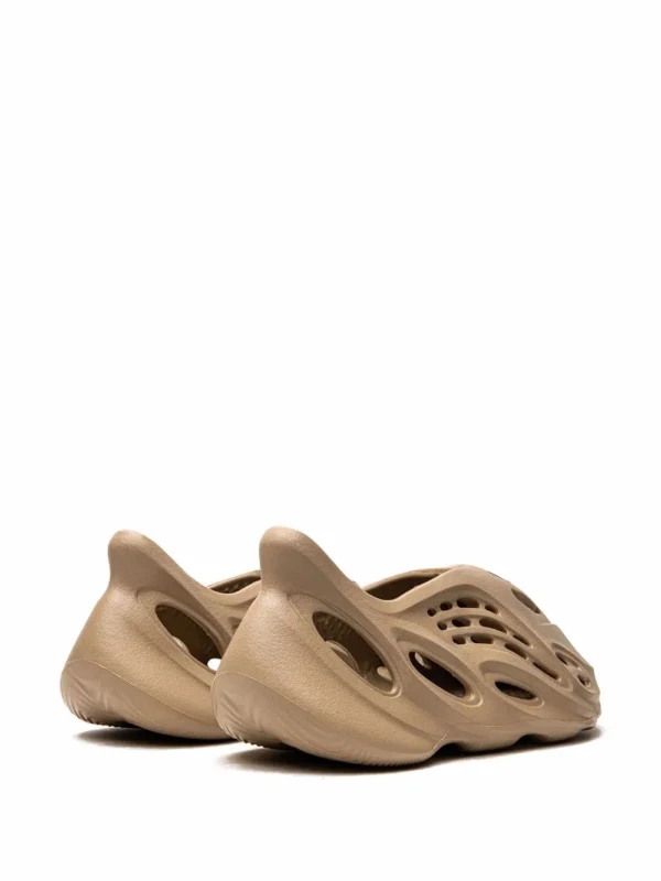 adidas yeezy foam runner mist