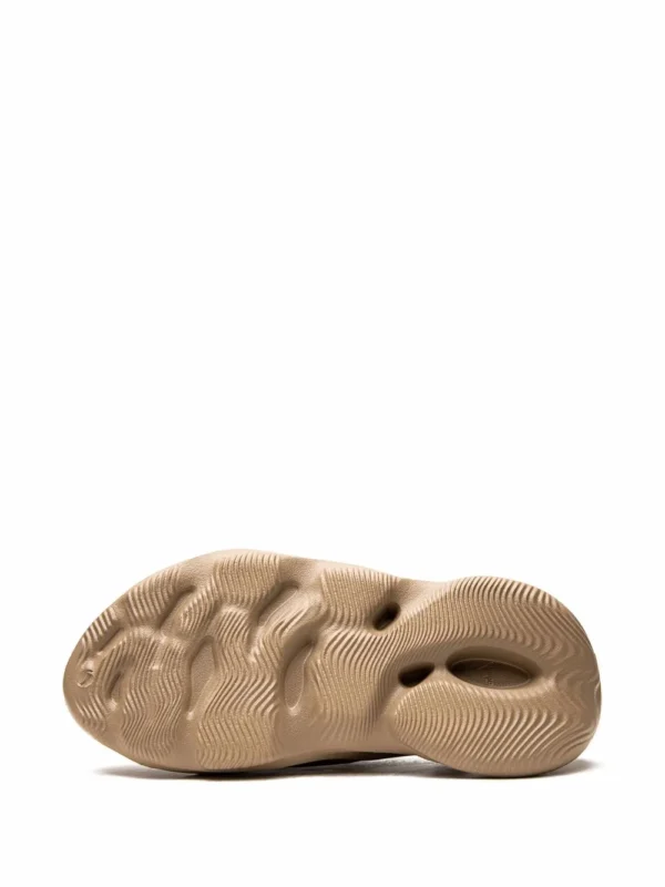 adidas yeezy foam runner mist