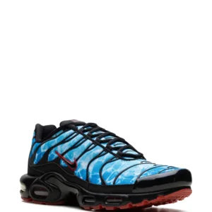 nike air max plus shark attack